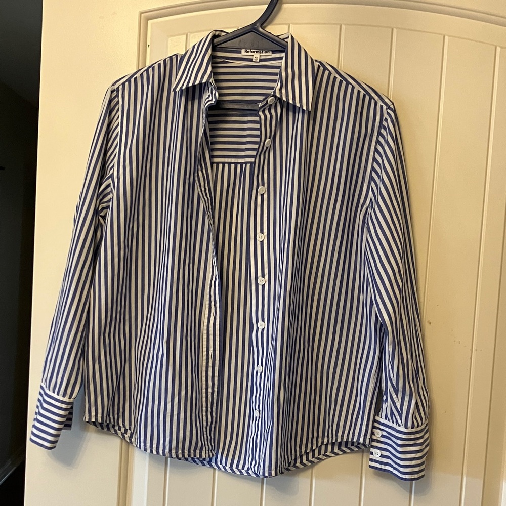 Reformation blue white striped Oversize button down oxford shirt size XS